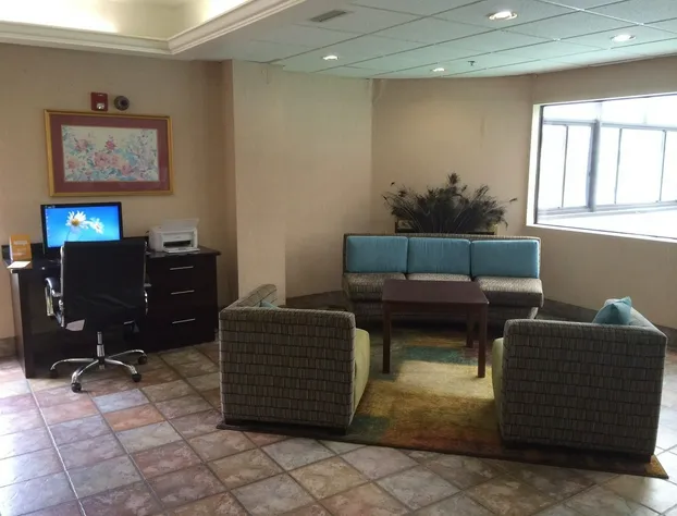 Spark by Hilton Wytheville East Main Street hotel detail image 3