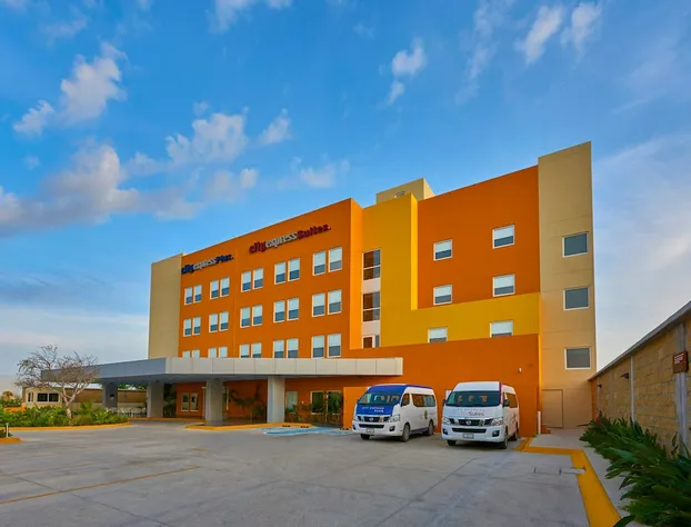 City Express Suites by Marriott Cabo San Lucas hotel detail image 1