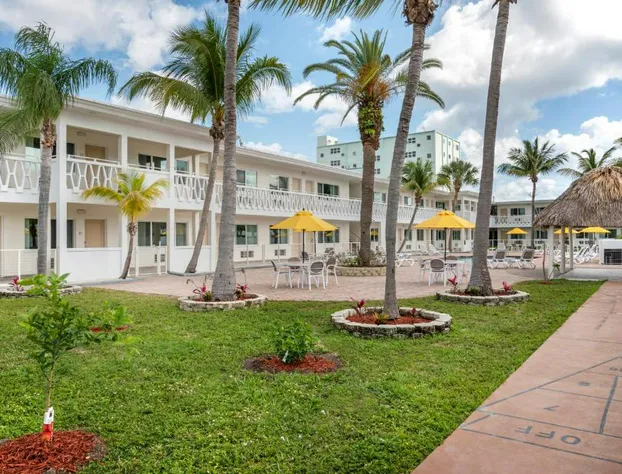 Downtown Hollywood Gardens Inn & Suites hotel detail image 2