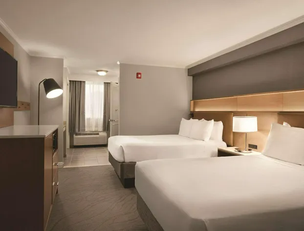 DoubleTree by Hilton Providence Airport Warwick hotel detail image 4