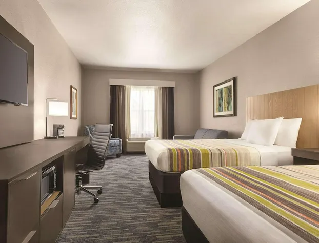 Spark by Hilton Panama City Beach hotel detail image 3