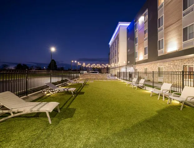 Everhome Suites Rochester Greece hotel detail image 4