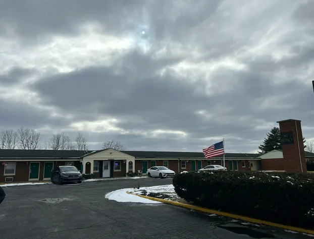 Hillcrest Motel By OYO Aurora IN Near Lawrenceburg hotel detail image 4