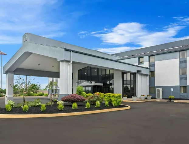 Spark by Hilton Lexington Hamburg hotel detail image 1