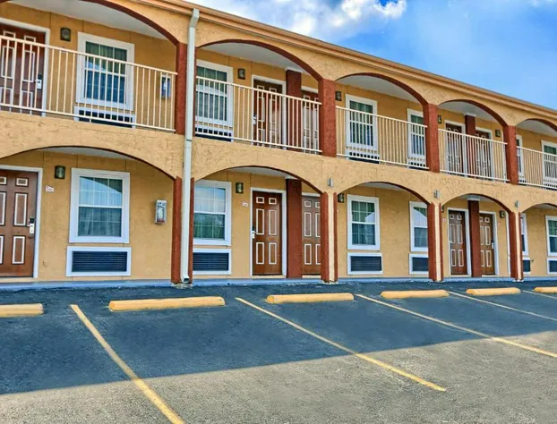 Econo Lodge Austin South hotel detail image 1