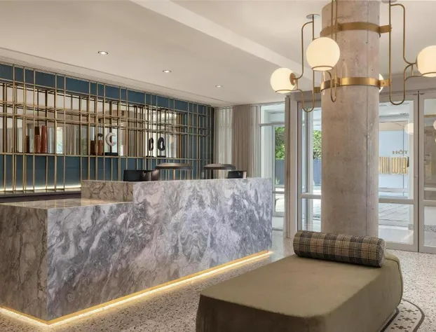 Hotel Railwayparc Montreal, Tapestry Collection By Hilton hotel detail image 3