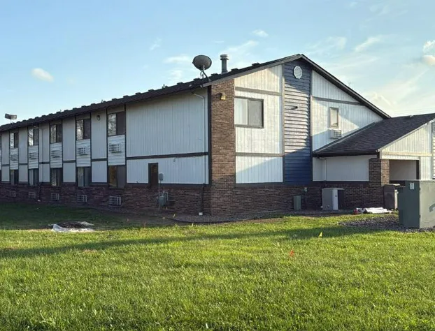 Budget Inn and Suites hotel detail image 1