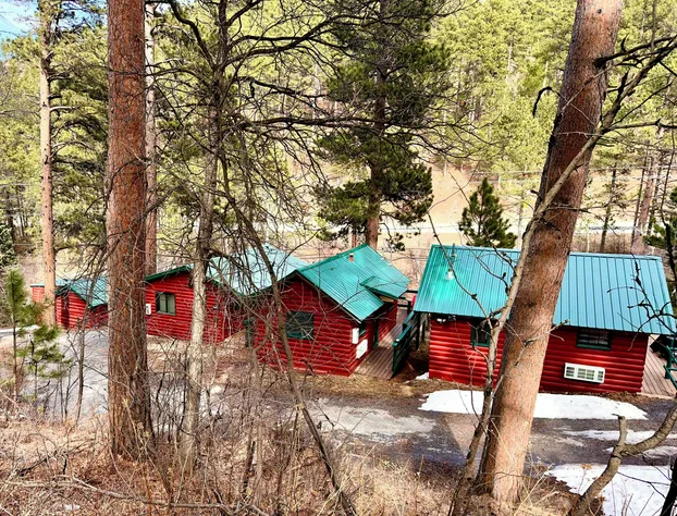 Ponderosa Pines hotel detail image 2
