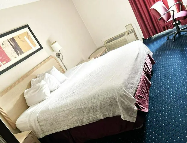 Blue Way Inn & Suites La Crosse hotel detail image 1