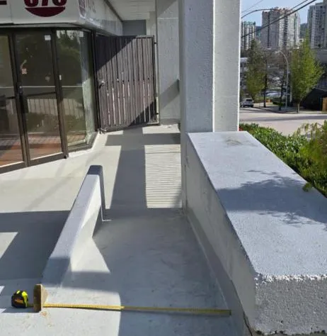 New Royal Inn hotel detail image 2