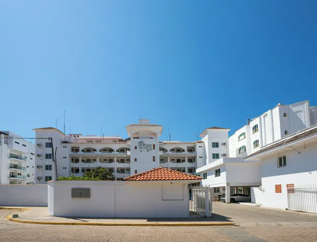 Torreblanca Beach Hotel and Suites Guayabitos - Desayuno y Comida Incluido hotel detail image 2
