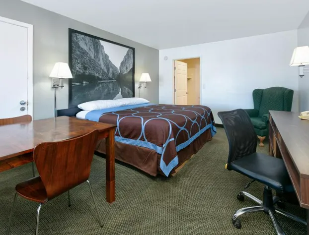 Red River Inn hotel detail image 3