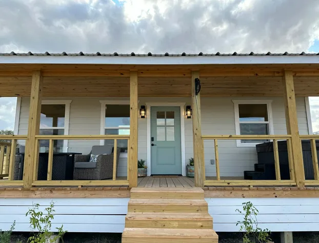 Laurel Court Cottages hotel detail image 2