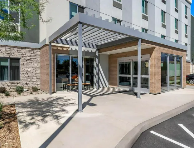 Everhome Suites San Bernardino - Loma Linda hotel detail image 3