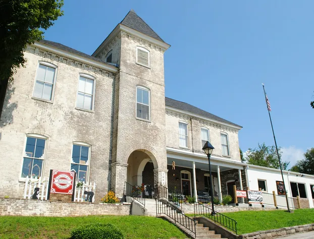 The Lodge at Old City Hall hotel detail image 1