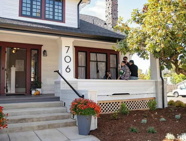 The Compass McMinnville hotel detail image 1