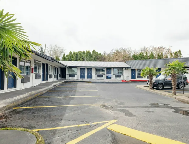 Horseshoe inn hotel detail image 3