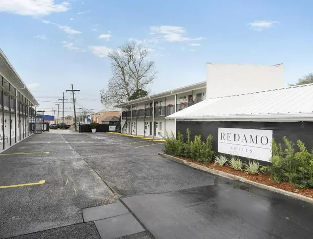 Redamo Suites hotel detail image 4