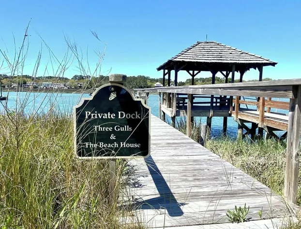 Pawleys Island Rustic Beach House hotel detail image 4