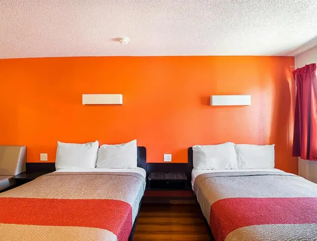 Economy Hotel Kansas City hotel detail image 2