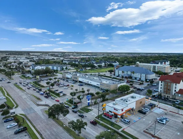 Platinum Inn & Suites Webster hotel detail image 3