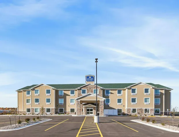 Cobblestone Hotel & Suites - Eaton hotel detail image 1