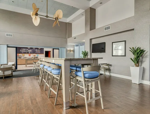 Holiday Inn Express and Suites Destin Miramar Beach by IHG hotel detail image 3