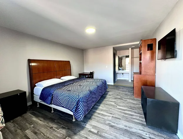 Three Judges Motel hotel detail image 1