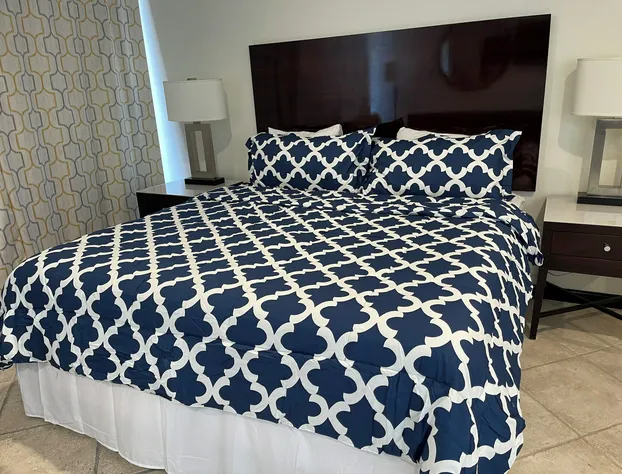 Palm Desert Suites hotel detail image 4