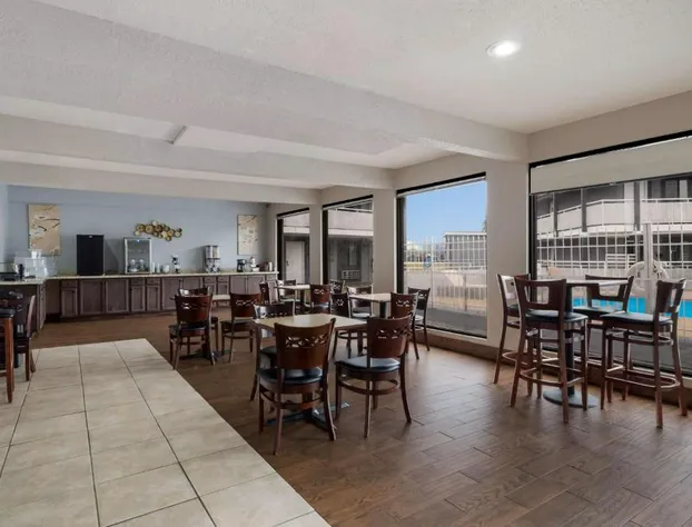 Spanish Trails Inn hotel detail image 4