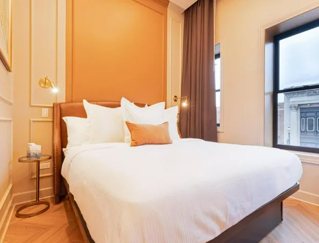 Sinclair Suites hotel detail image 3