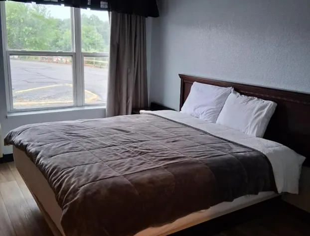 Lakeview Inn hotel detail image 4