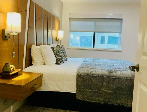 B&J Hotels hotel detail image 4