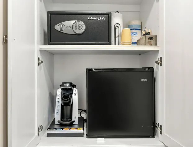 Guest House Suites hotel detail image 2