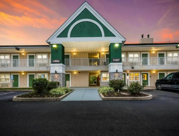 Siegel Select Cincinnati Sharonville hotel detail image 1