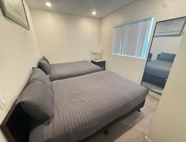 Urban Chic Apart-Hotels in Central LA hotel detail image 2