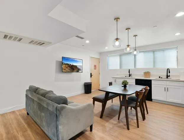 Perfect Gateway USC hotel detail image 4