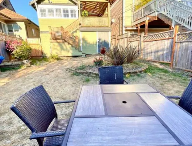 Anne Haven Spacious Retreat DT Seattle hotel detail image 4