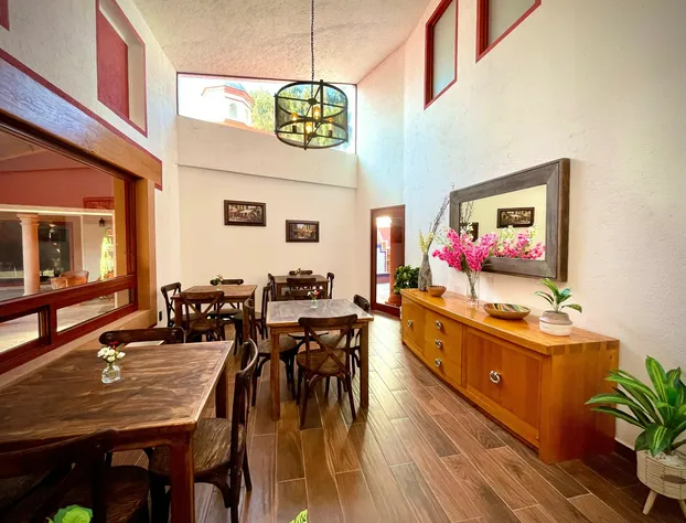 La Casa Roja hotel detail image 1