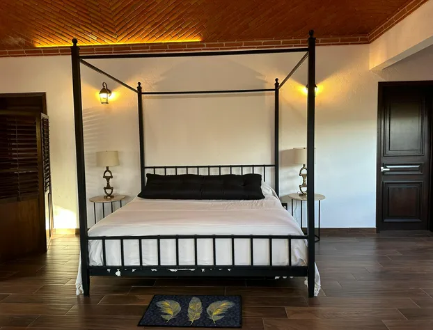 La Casa Roja hotel detail image 2