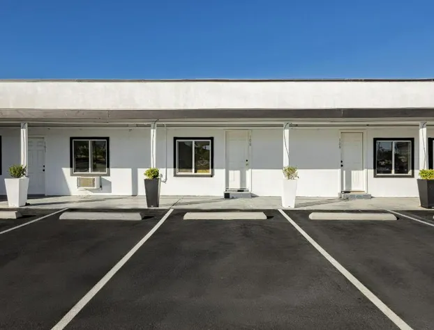 G Hotel hotel detail image 1