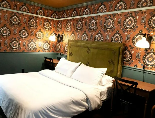 The Gas Lamp Hotel - Davy Suite hotel detail image 4