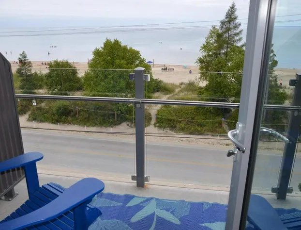 The Sands hotel detail image 2