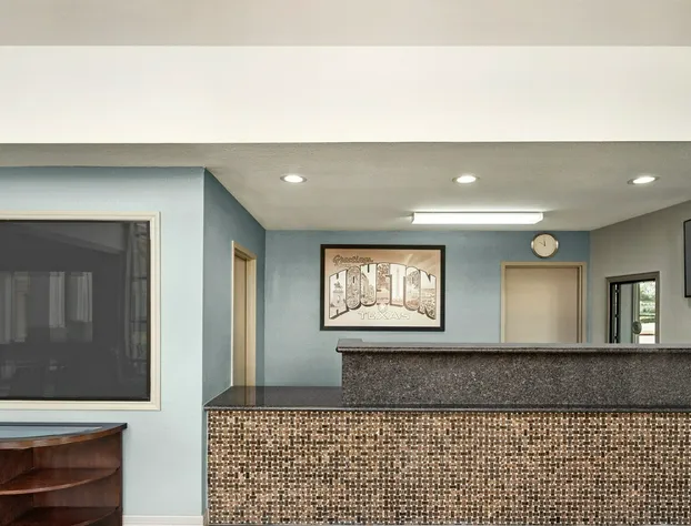 OYO Crystal Inn hotel detail image 2