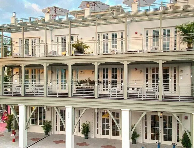 Berkeley Beach Club hotel detail image 1