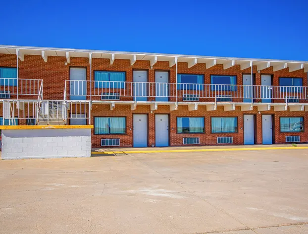 OYO Crossroads Inn hotel detail image 1