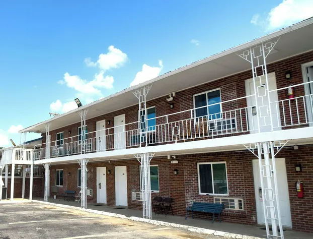 Imperial Inn by OYO Tazewell hotel detail image 2