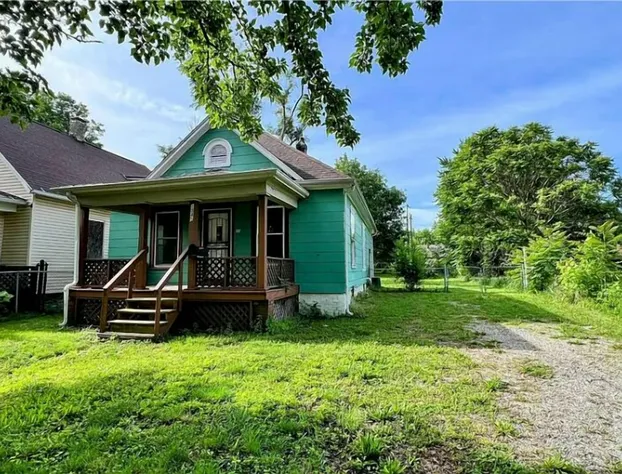 Locust housing hotel detail image 1