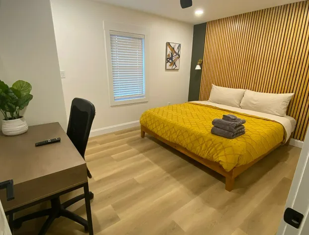 10 Burnett Home hotel detail image 2