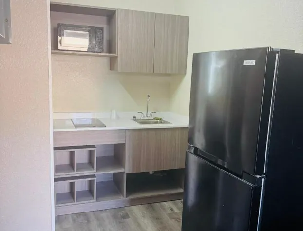 Studios & Suites 4 Less Virginia Beach hotel detail image 3